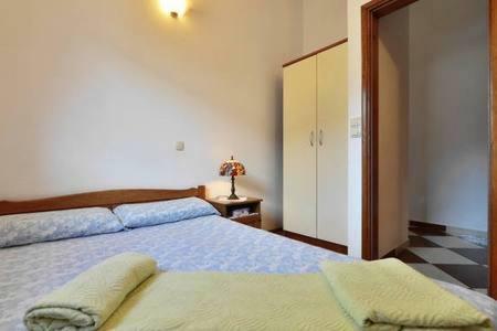 Apartmani Mlikotic 杜基拉特 外观 照片